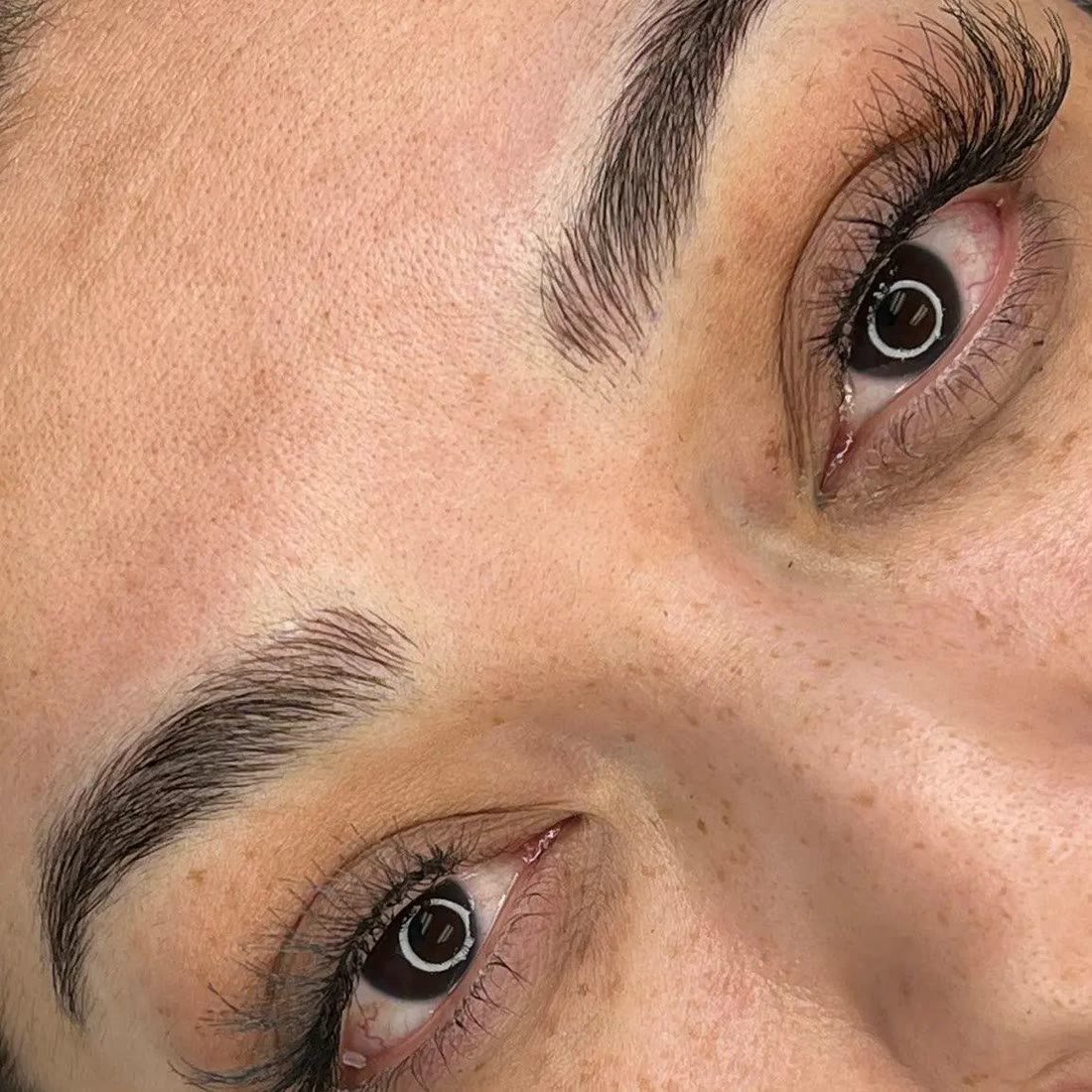 Brow Color Boost & Maintenance